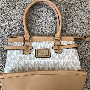 Knock-off Michael Kors purse